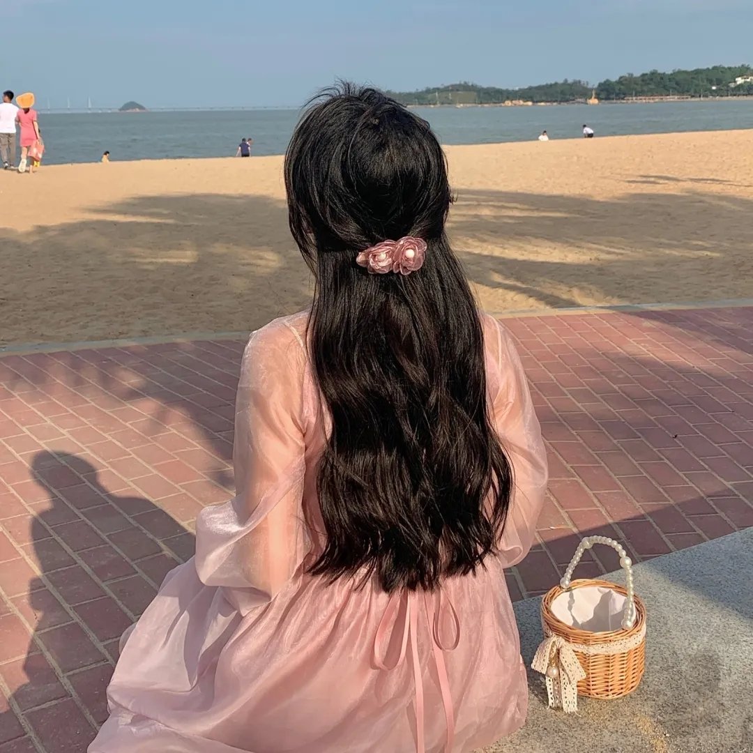 熊猫家族：大雨马戏团